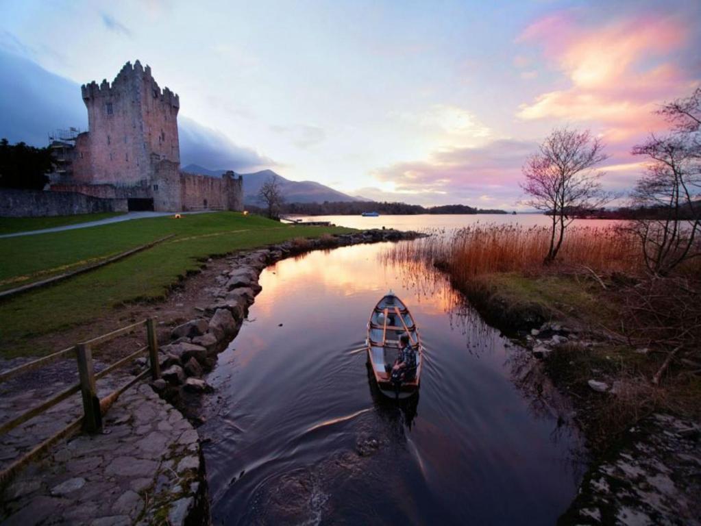 Killarney Randles Hotel Экстерьер фото